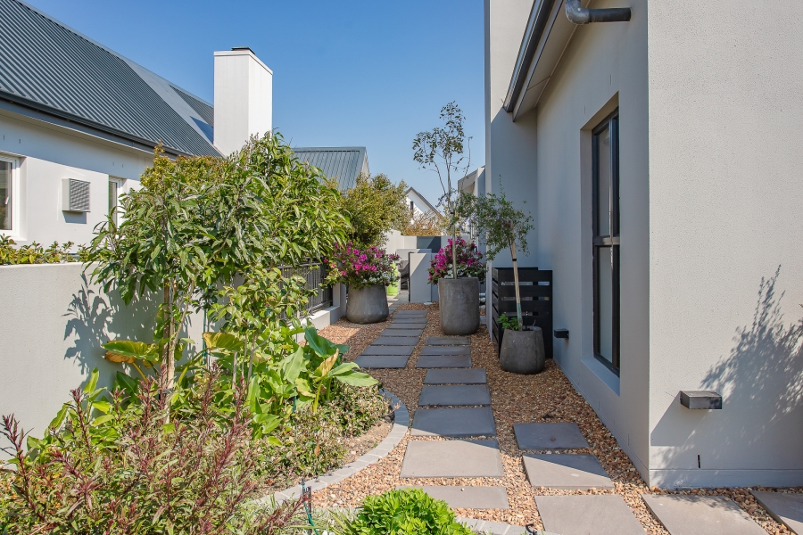 4 Bedroom Property for Sale in Val De Vie Estate Western Cape
